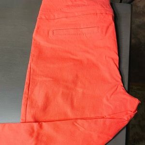 Zac and Rachel Tangerine Capris Size 8